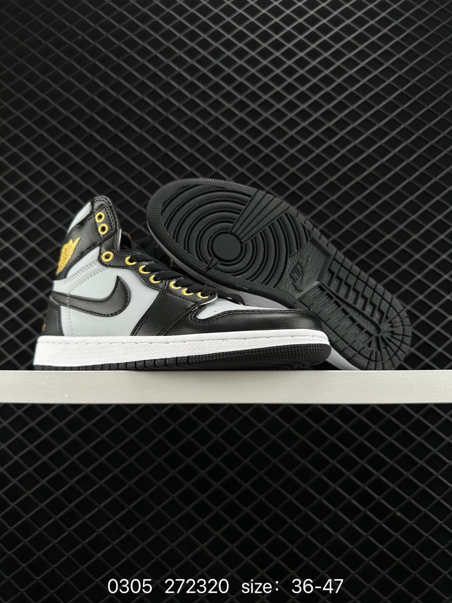 Nike Air Jordan 1 Retro High OG”Black/White“